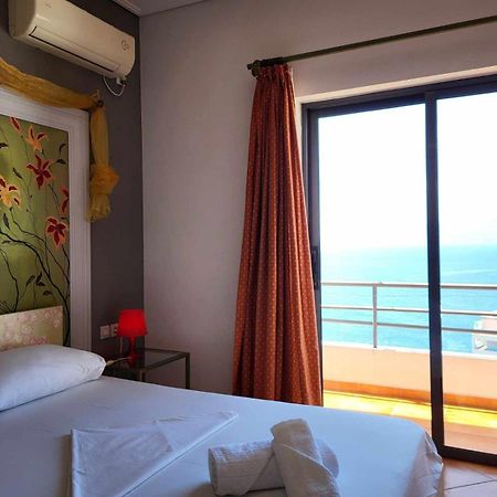 Vive Mare Hotel Саранде Екстериор снимка
