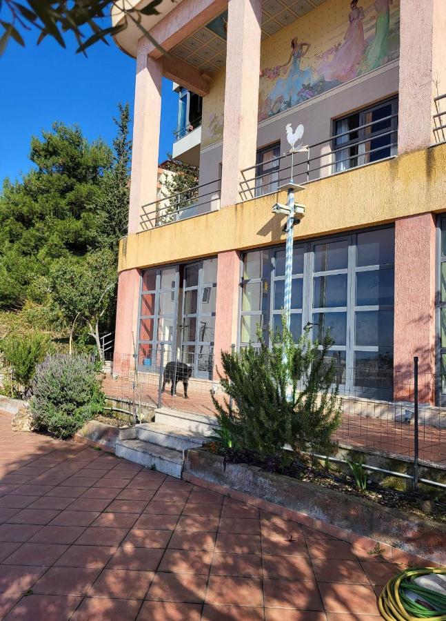 Vive Mare Hotel Саранде Екстериор снимка