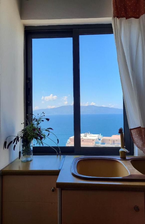 Vive Mare Hotel Саранде Екстериор снимка