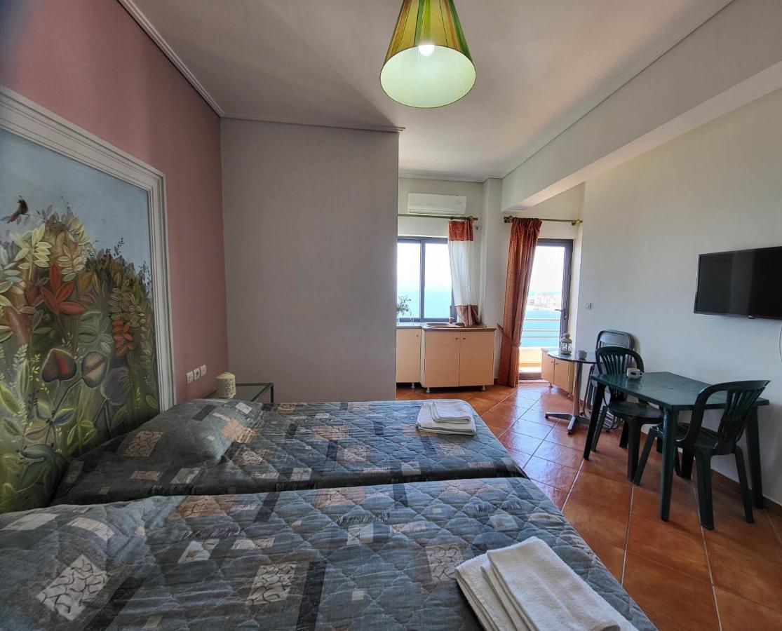 Vive Mare Hotel Саранде Екстериор снимка