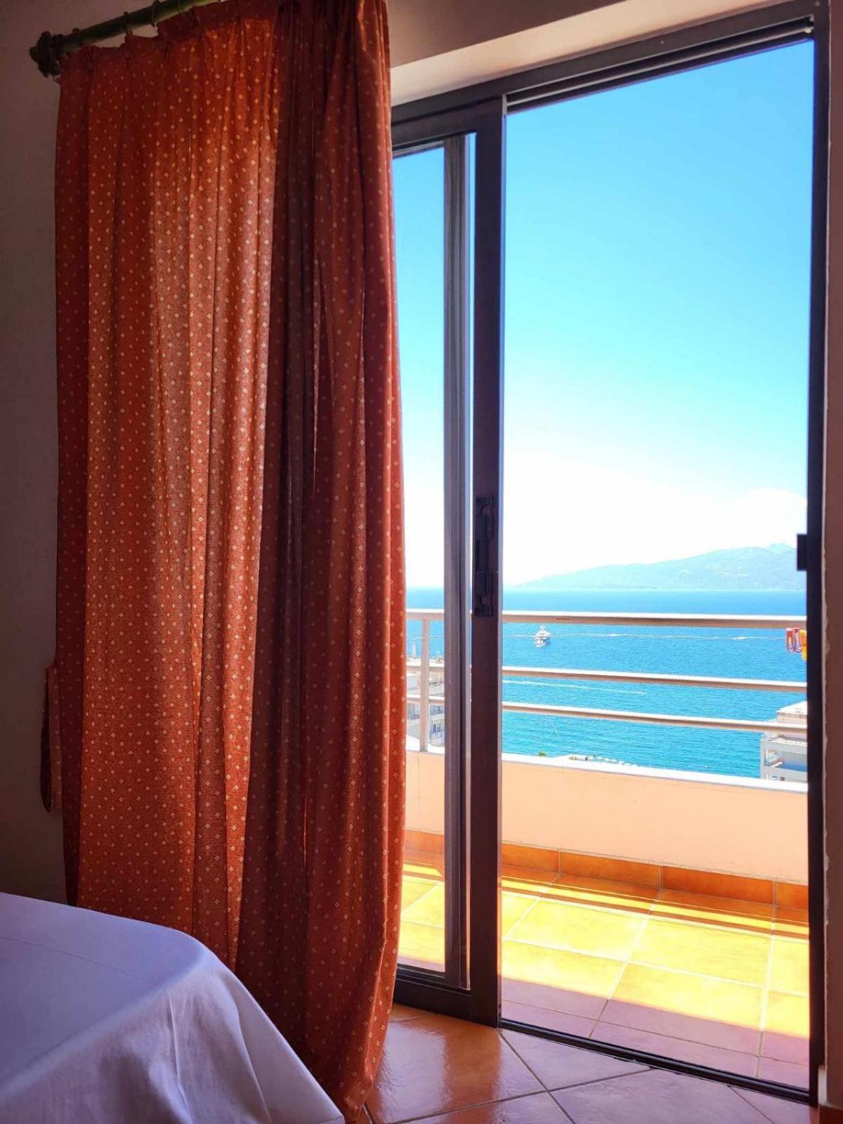 Vive Mare Hotel Саранде Екстериор снимка