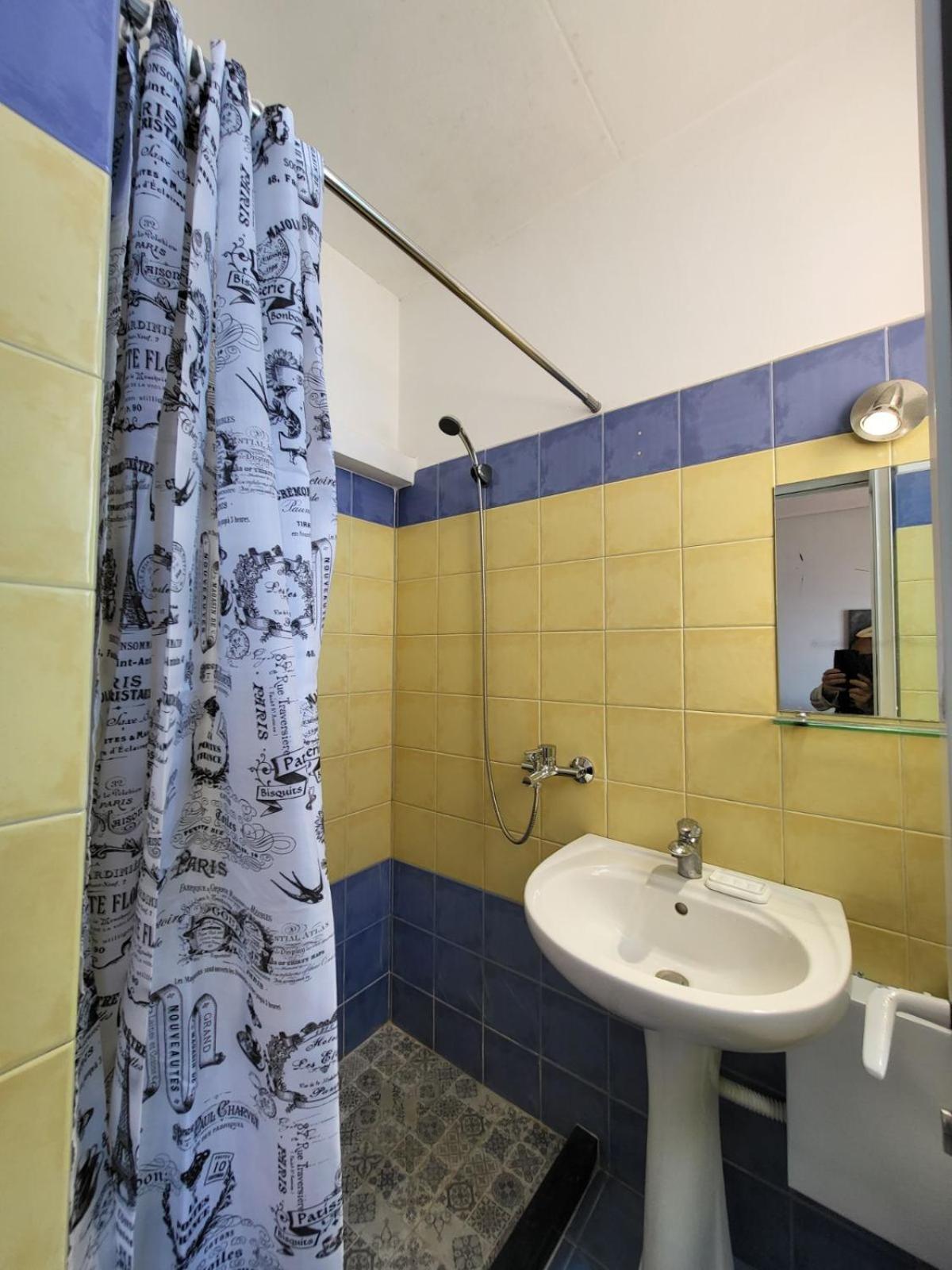 Vive Mare Hotel Саранде Екстериор снимка